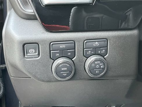 Used 2024 Chevrolet Silverado 1500 RST AWD/4WD image 10