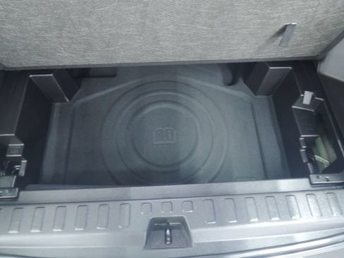 Used 2019 GMC Terrain SLE w/ Driver Convenience Package FWD image 26