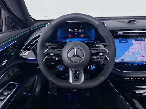 New 2026 Mercedes-Benz E 53 AMG e 4MATIC Sedan image 4