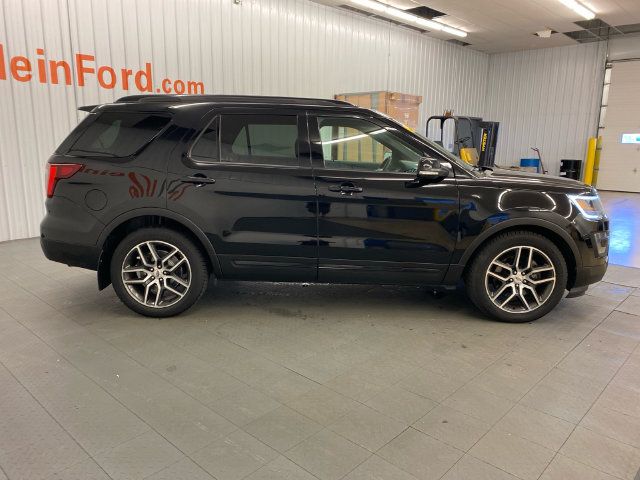 Used 2016 Ford Explorer Sport w/ Equipment Group 401A AWD/4WD image 13