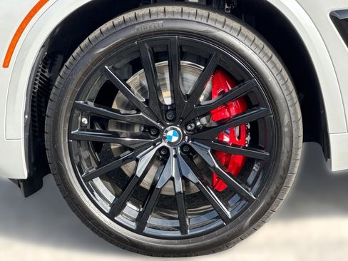 New 2026 BMW X5 M60i image 11