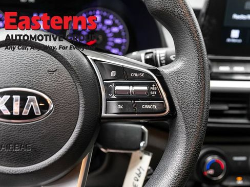 Used 2021 Kia Forte Sedan FWD image 15