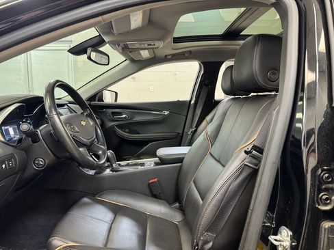 Used 2019 Chevrolet Impala Premier w/ Premier Convenience Package FWD image 13