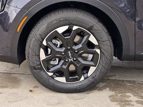 New 2026 Kia Sorento S image 8