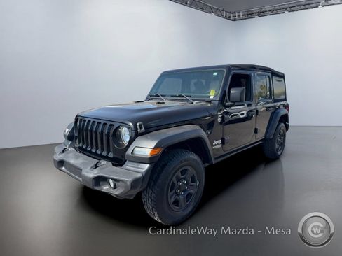 Used 2018 Jeep Wrangler Unlimited Sport S AWD/4WD image 8