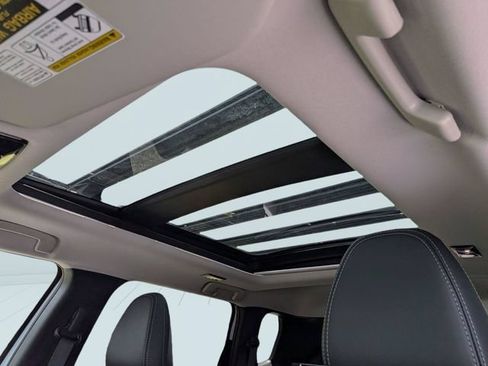 New 2026 Mitsubishi Outlander AWD image 17