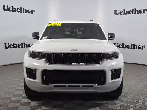 Used 2023 Jeep Grand Cherokee Overland AWD/4WD image 2