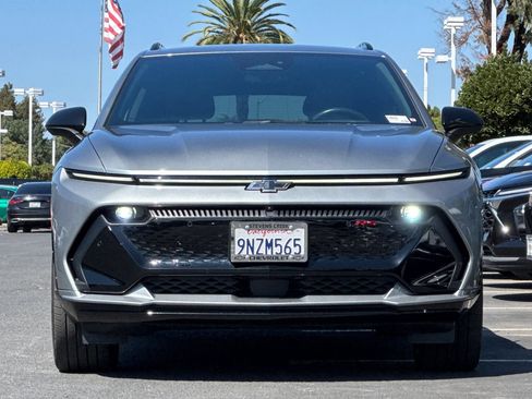 Used 2024 Chevrolet Equinox EV RS FWD image 10