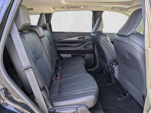 Used 2025 INFINITI QX60 Luxe FWD image 22