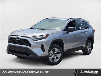 New 2025 Toyota RAV4 LE video 1