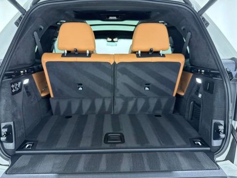 Certified 2024 BMW X7 xDrive40i w/ M Sport Package AWD/4WD image 30