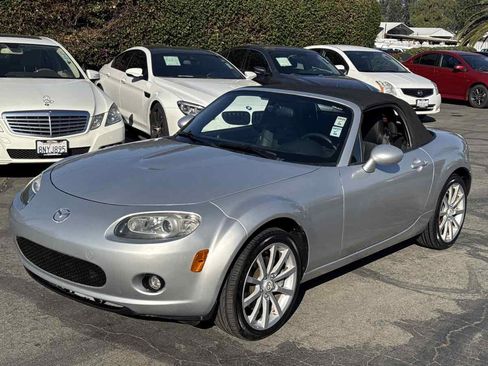 Used 2007 MAZDA MX-5 Miata Grand Touring w/ Premium Pkg image 16