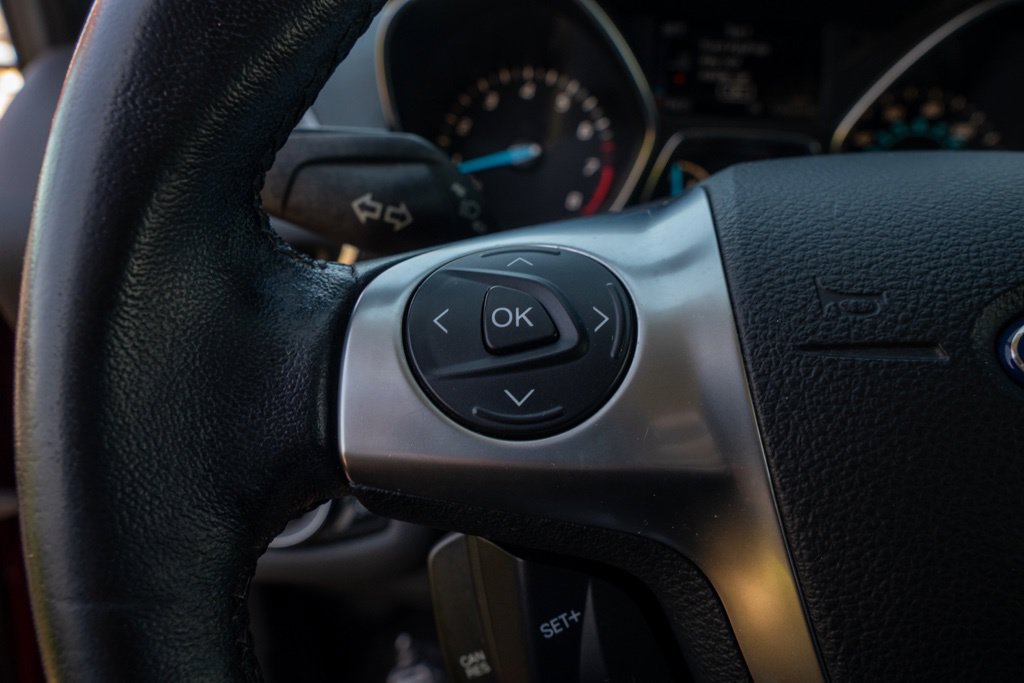 Used 2013 Ford Escape Titanium w/ Parking Technology Pkg FWD image 24