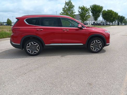 Used 2022 Hyundai Santa Fe Limited AWD/4WD image 16