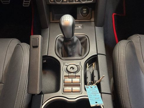 Used 2009 Pontiac G8 GXP RWD image 25