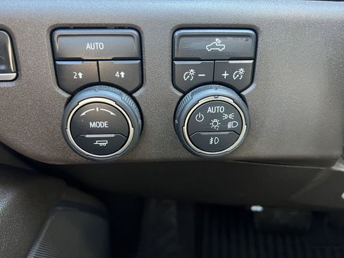 Used 2022 Chevrolet Silverado 1500 RST image 35