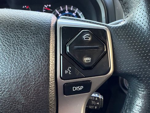 Used 2017 Toyota 4Runner Limited AWD/4WD image 22
