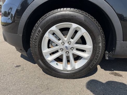 Used 2013 Ford Explorer XLT AWD/4WD image 23