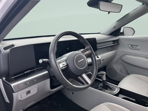 Used 2024 Hyundai Kona SEL image 13