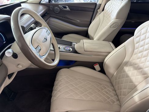 Used 2024 Genesis GV80 3.5T Advanced AWD/4WD image 3