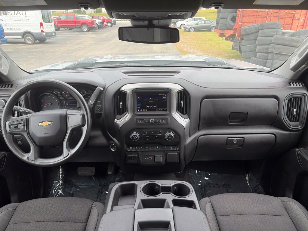 Used 2025 Chevrolet Silverado 2500 Custom w/ Custom Value Package AWD/4WD image 15