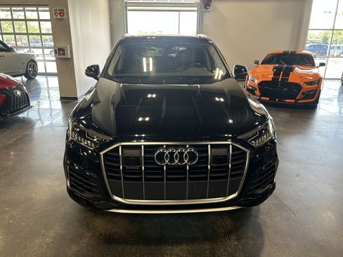 Used 2023 Audi Q7 3.0T Premium Plus w/ Premium Plus Package AWD/4WD image 8
