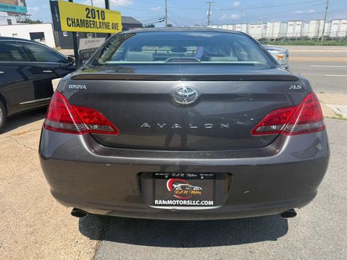 Used 2008 Toyota Avalon Limited FWD image 4