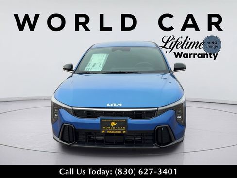 New 2025 Kia K4 GT-Line image 8