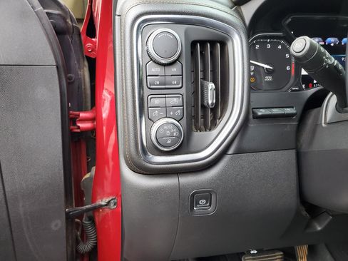 Used 2019 GMC Sierra 1500 AT4 w/ AT4 Premium Package AWD/4WD image 21