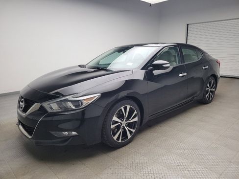 Used 2018 Nissan Maxima Platinum image 2