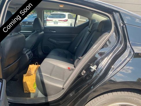 Used 2020 Nissan Altima 2.5 SL FWD image 22