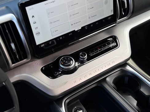 New 2027 Ford Expedition Active AWD/4WD image 28