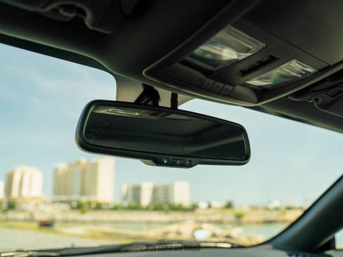 Used 2013 Dodge Challenger SRT8 w/ Harman Kardon Audio Group RWD image 27