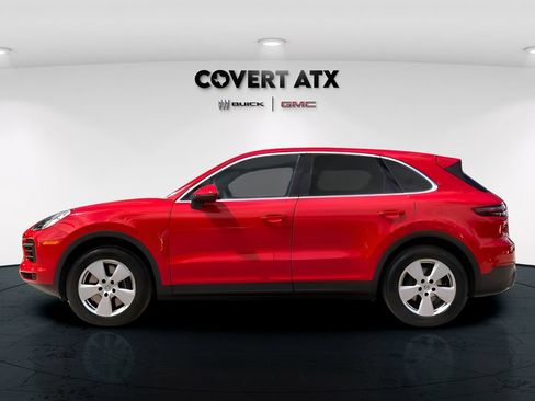 Used 2021 Porsche Cayenne AWD/4WD image 2