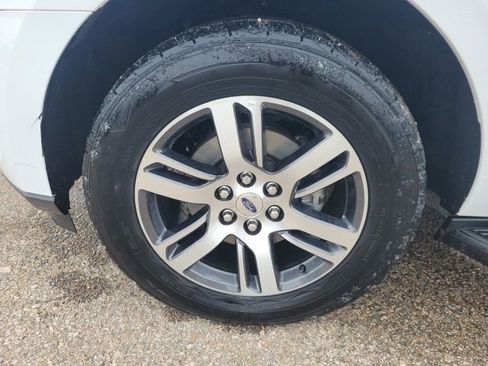 Used 2024 Ford Expedition Limited image 28