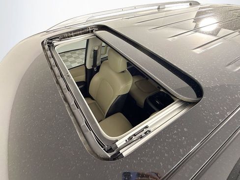 Used 2023 INFINITI QX80 Premium Select w/ Cargo Package image 23