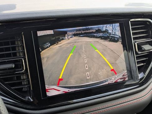 Used 2025 Dodge Durango GT image 16