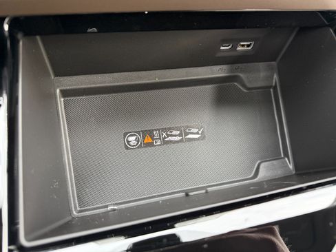 New 2026 GMC Yukon XL Elevation w/ Elevation Premium Package image 36