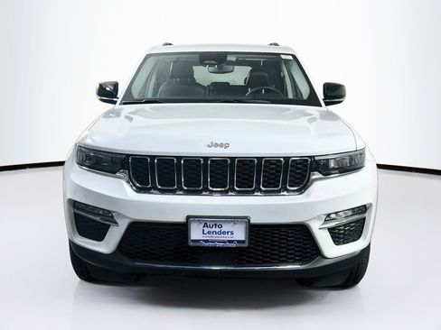 Used 2023 Jeep Grand Cherokee Limited AWD/4WD image 2