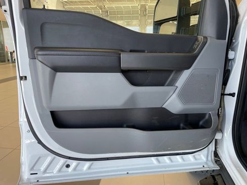 Used 2025 Ford F250 XLT AWD/4WD image 9