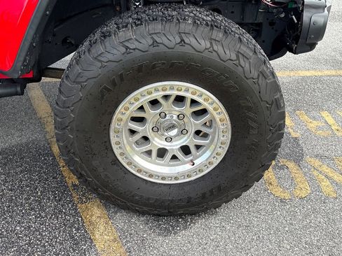 Used 2018 Jeep Wrangler Rubicon AWD/4WD image 29