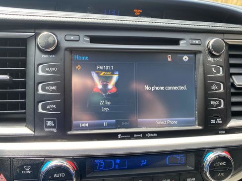 Used 2016 Toyota Highlander Limited image 22