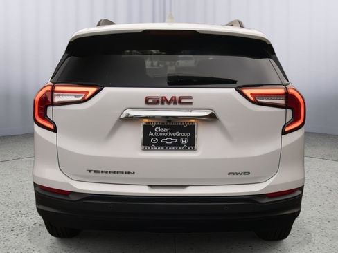 Used 2023 GMC Terrain SLE w/ Driver Convenience Package image 23