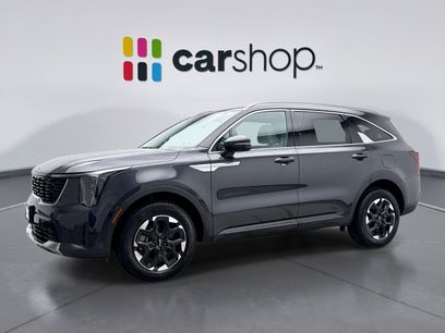 Used 2025 Kia Sorento S w/ Panoramic Sunroof Package