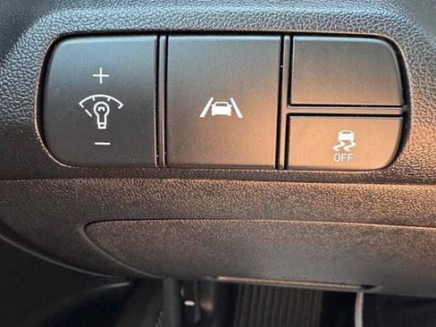 Used 2023 Hyundai Elantra SEL FWD image 22