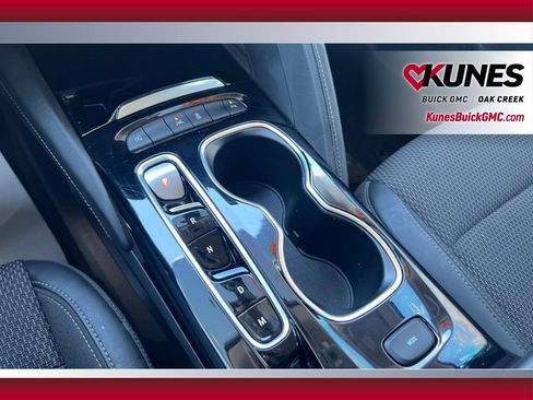 Used 2023 Buick Envision Preferred FWD image 28