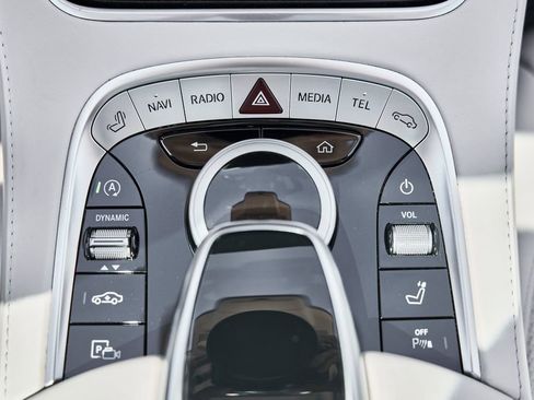 Used 2020 Mercedes-Benz S 560 4MATIC Coupe image 56