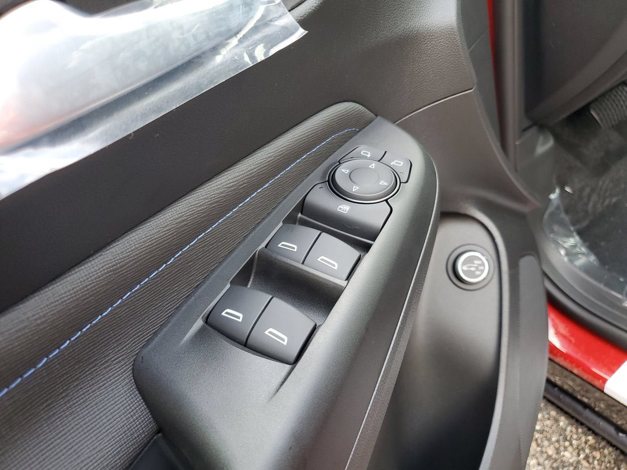 New 2026 Buick Envista Sport Touring w/ Convenience II Package FWD image 17
