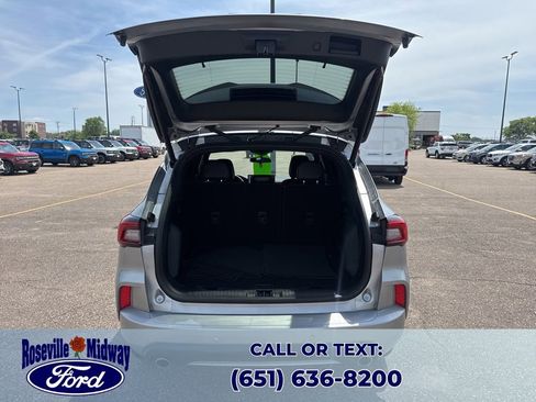Used 2024 Ford Escape ST-Line w/ Tech Pack #1 AWD/4WD image 39