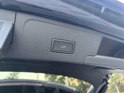 New 2026 Volkswagen Atlas Cross Sport SE image 25